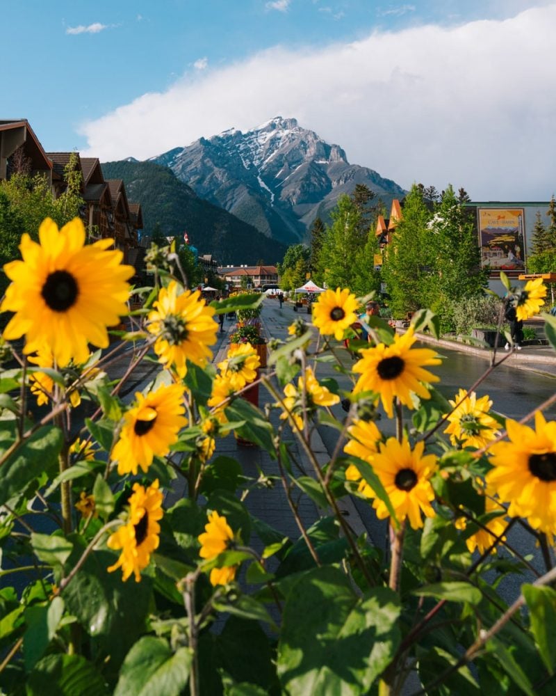 BANFF ITINERARY: How to Spend, 3, 4, 5, or 7 Days in Banff
