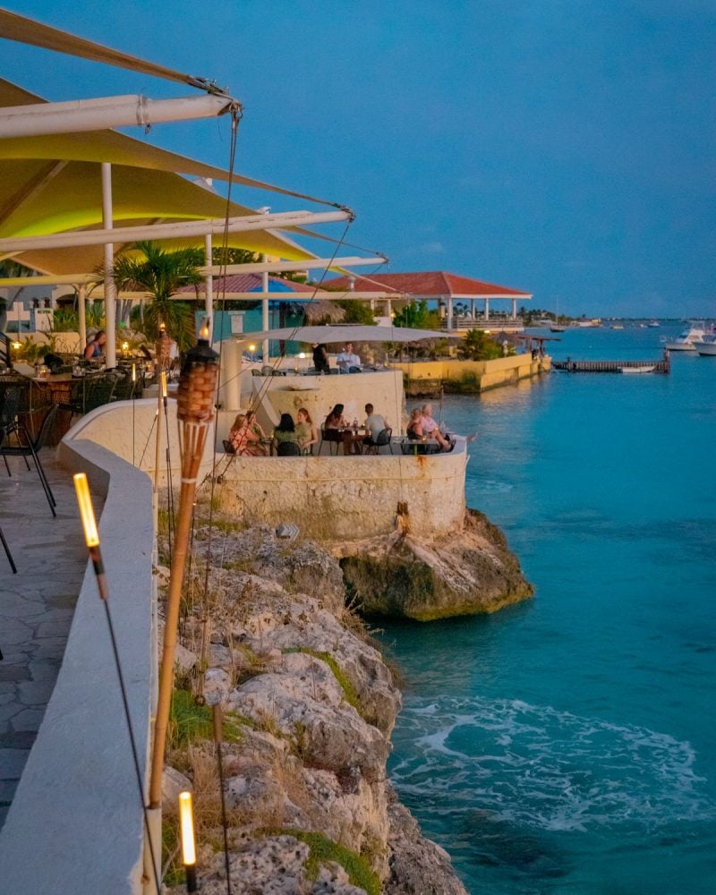15 Best Restaurants & Places to Eat on Bonaire Island