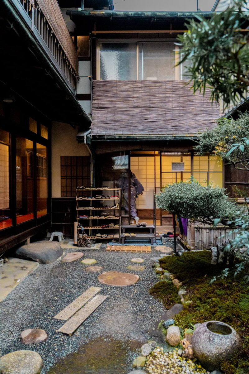 (Review) Kimono Tea Ceremony at MAIKOYA Teahouse in Kyoto
